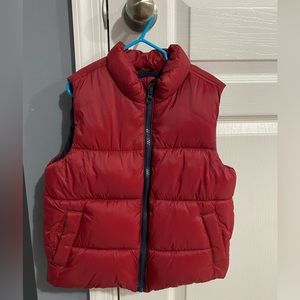 Sleeveless sweater vest